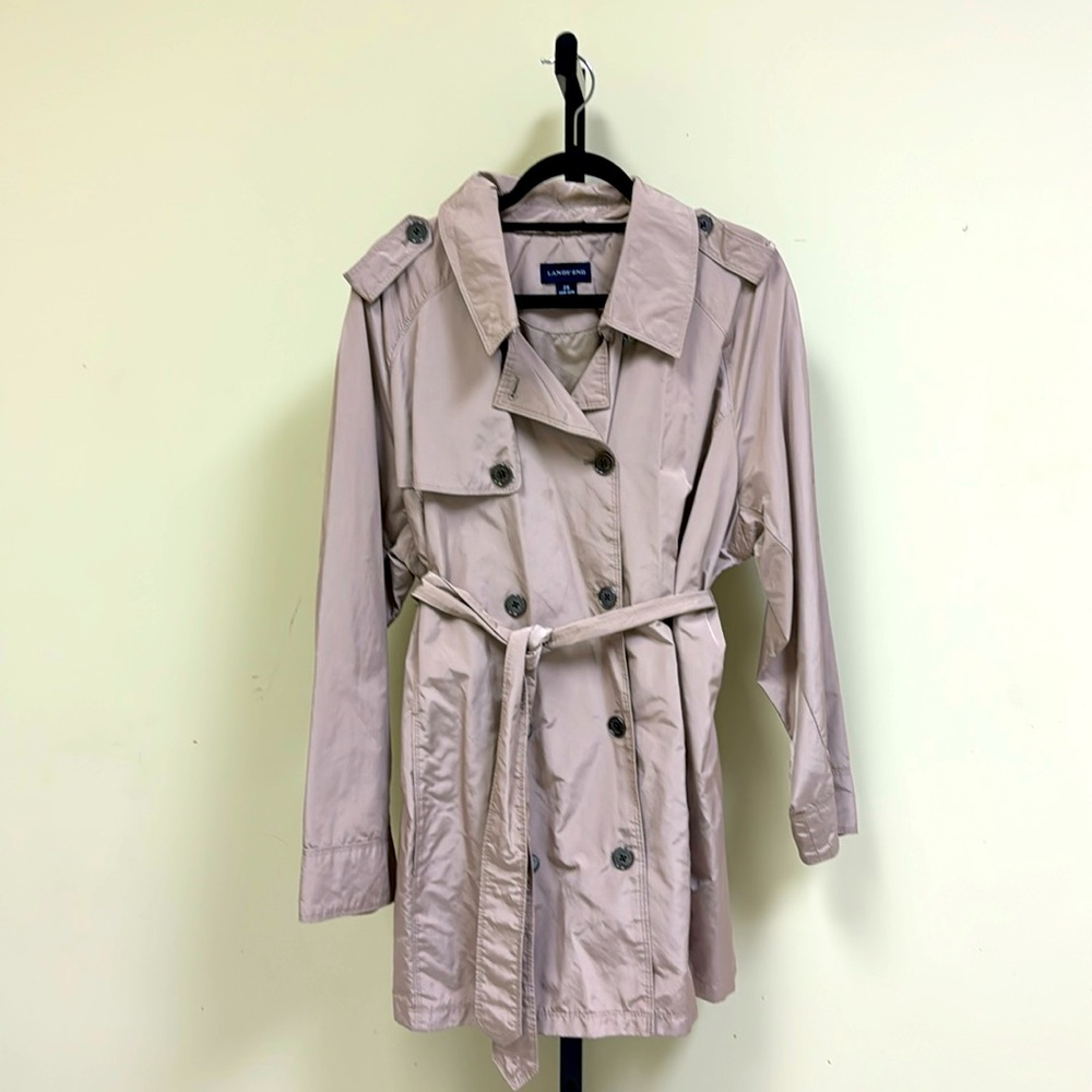 Land’s End short trench coat